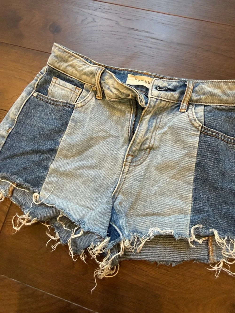 Pacsun High-Rise Denim Cutoff Shorts Size 24 - C41-002
